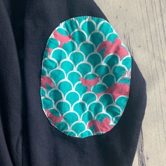 Simply Southern Pullover Mermaid Scale Size Small - Picture 10 of 12